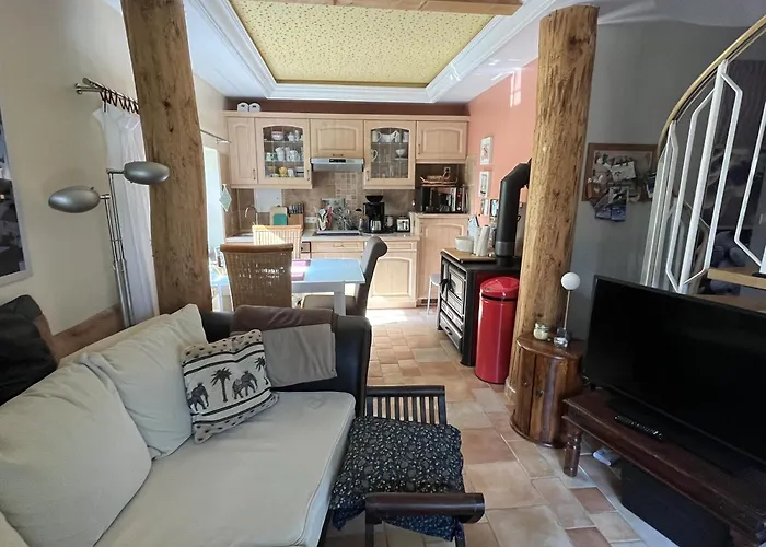 別荘 Boddenhus Fuhlendorf